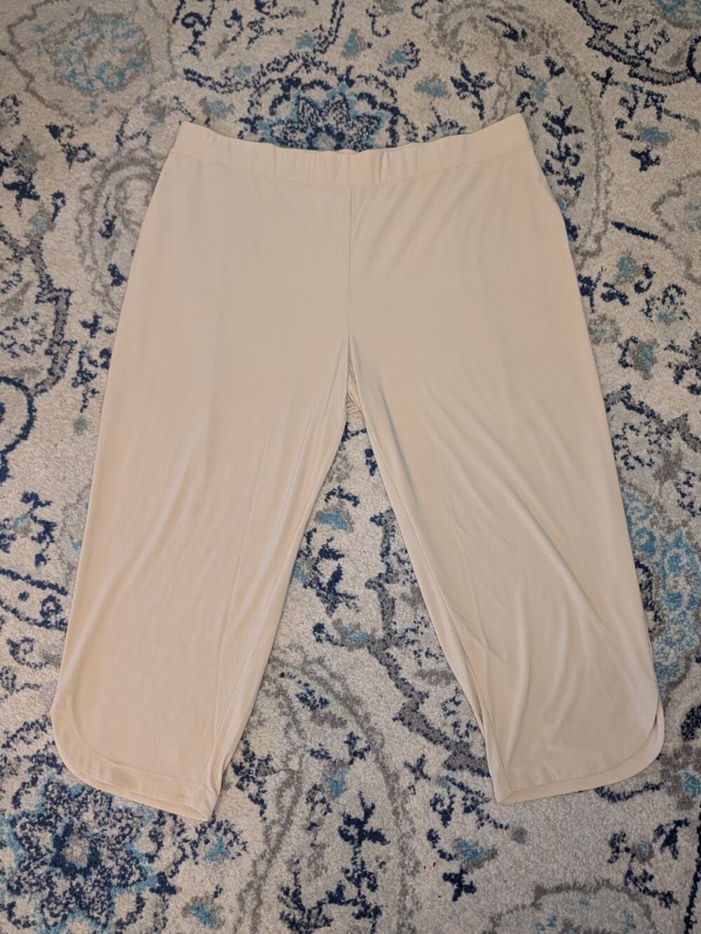 Coulottes Pants 2X Italia Knit Crop Capri Hem lightweight Tan Pull On Curved Hem